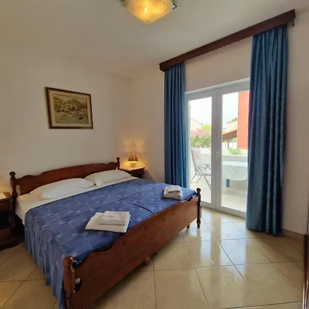 Laura A2, 5 Minutes Of Walking To The Beach Novigrad Istria